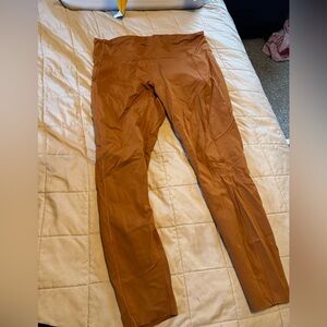 Fast and Free High-Rise Tight 25"  Lululemon size 12 legging